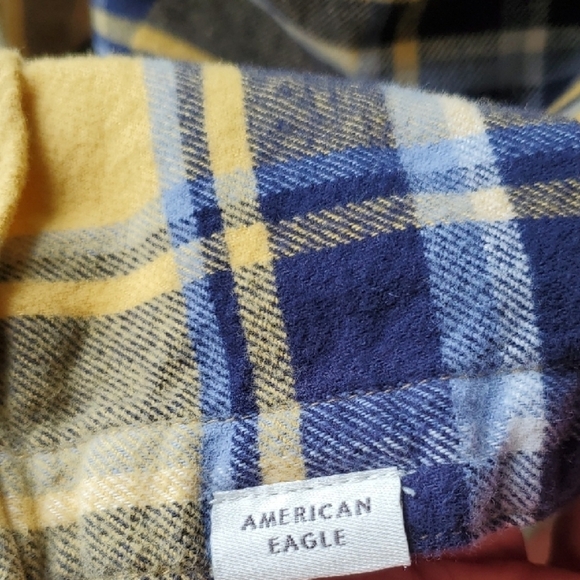 American Eagle Outfitters Yellow and Blue Plaid Casual Button Down Shirt - Picture 4 of 10